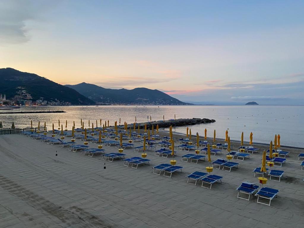 Mambo Hotel 3*