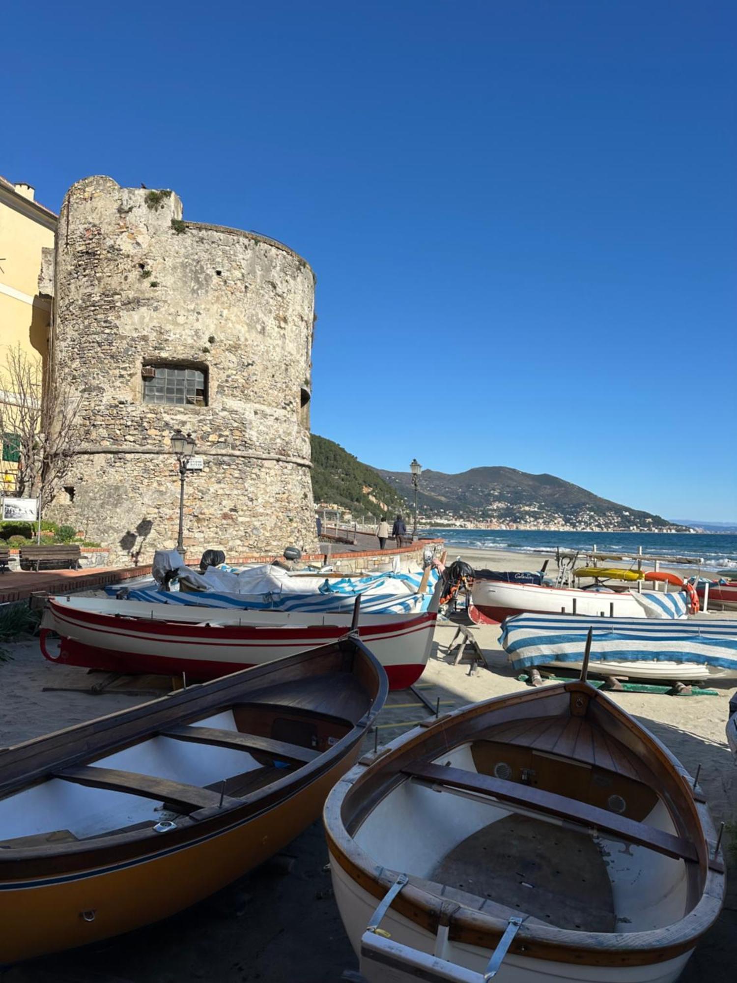 Mambo Hotel